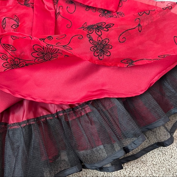 Blueberi Blvd Velvety Long-sleeve Holiday Dress | 2T - Picture 6 of 12